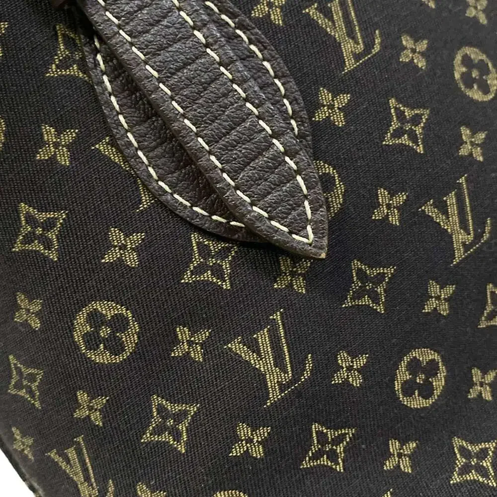 Louis Vuitton louis vuitton